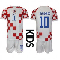 Camisa de Futebol Croácia Luka Modric #10 Equipamento Principal Infantil Mundo 2022 Manga Curta (+ Calças curtas)